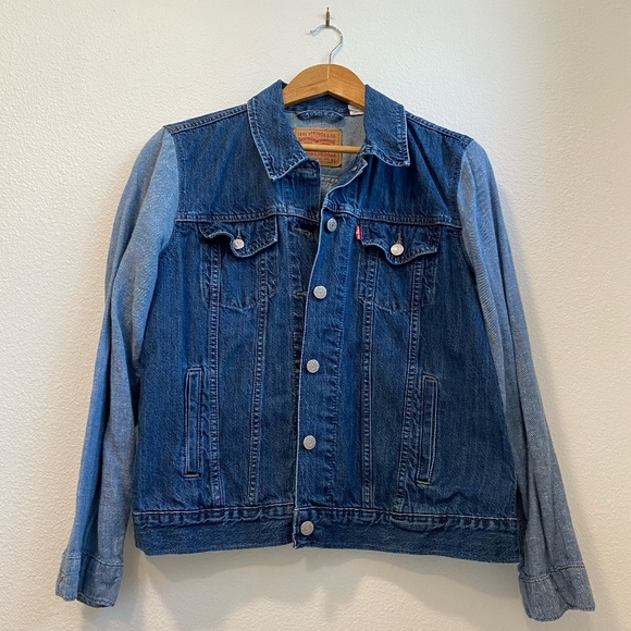 Levi's 2 Tone Denim and Cotton Jean Jacket - Picture 1 of 10